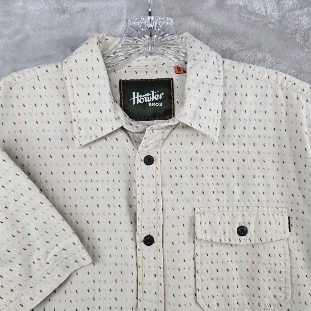 Howler Bros Button Down Shirt Mens Medium Cream Short Sleeve Geometric Pattern